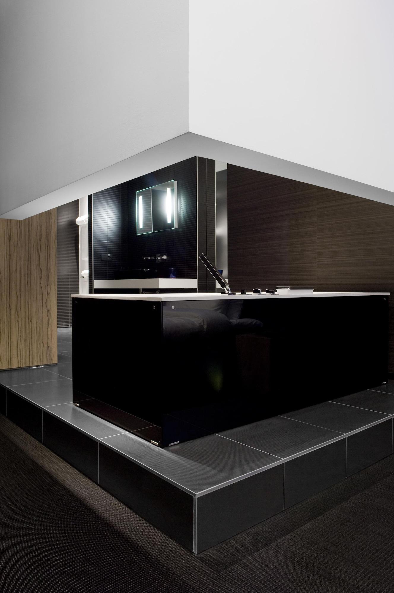 Carbon Hotel Генк Екстер'єр фото
