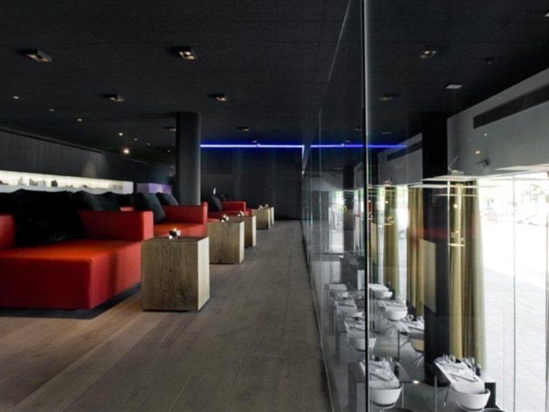 Carbon Hotel Генк Екстер'єр фото